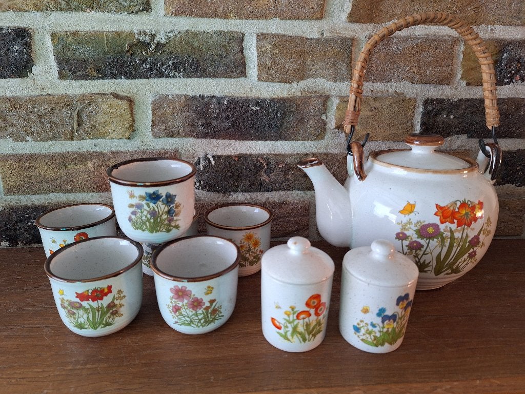 Vintage Wildflower theeservies jaren 70 retro servies, Ophalen, Huis en Inrichting