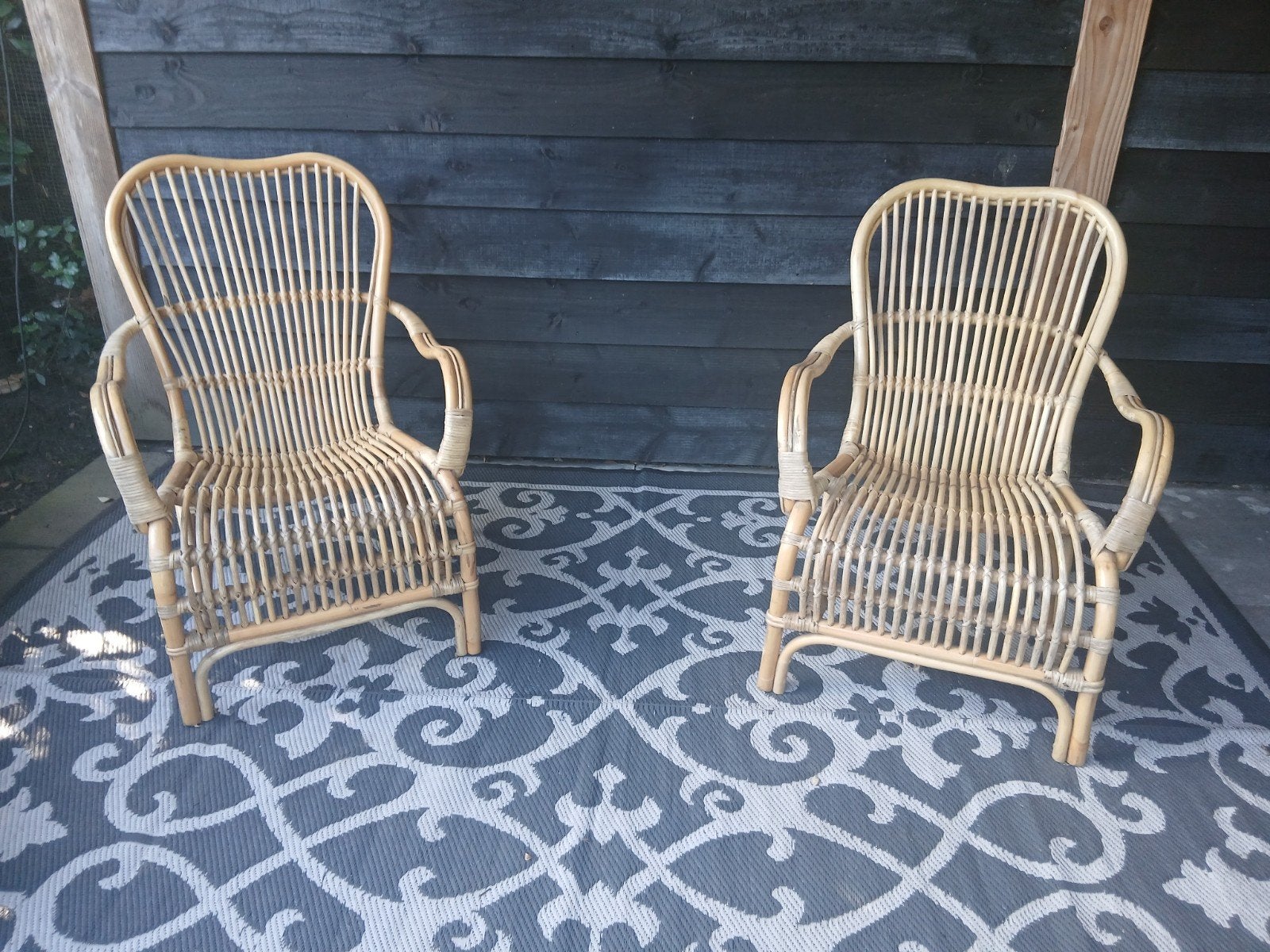 2 Rotan/bamboe stoelen voor onder overkapping of serre, Huis en Inrichting, Ophalen, Gebruikt, Twee, Bruin