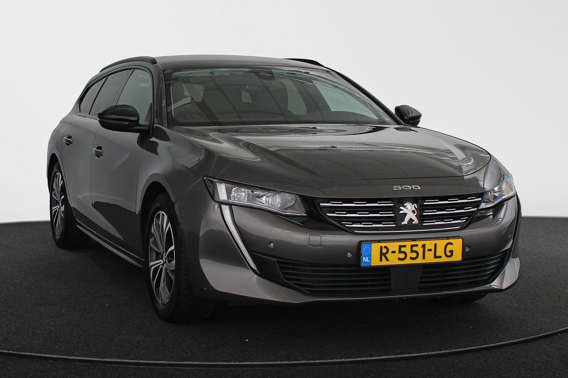 Peugeot 508 SW 1.2 PureTech Allure Pack Business / Camera /, Auto's, 745 kg, Gebruikt, 1199 cc, Leder en Stof