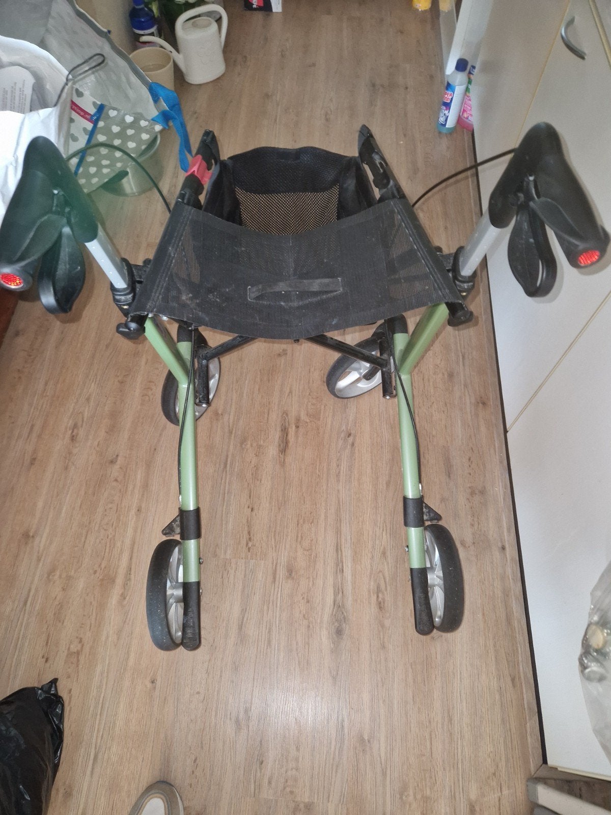 ROLLATOR SERVER SROGL60N, Ophalen, Lichtgewicht