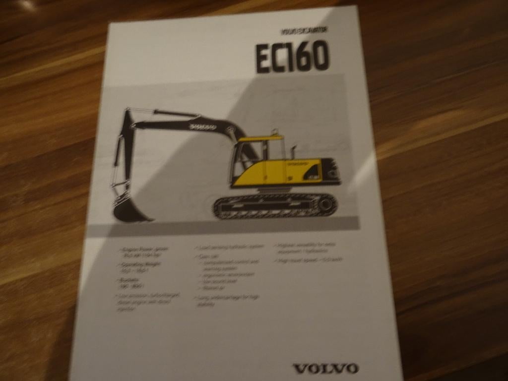Volvo rupskranen folders, Ophalen of Verzenden, Zo goed als nieuw, Folder