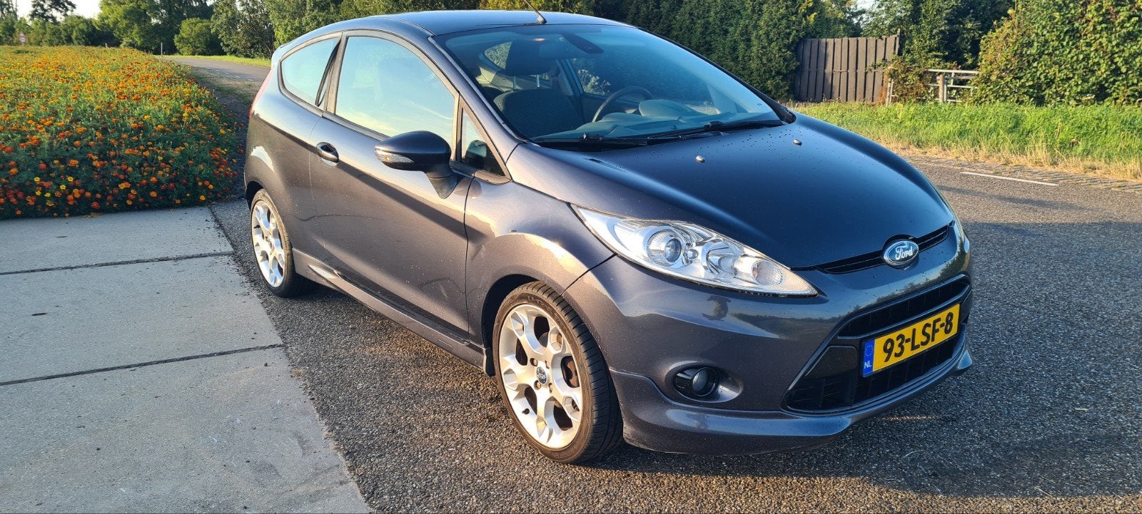 Ford Fiësta 1.6 Ti-vct 88KW 3DR 2010 Grijs, Auto's, 1596 cc, Stof, 31 €/maand, 4 cilinders