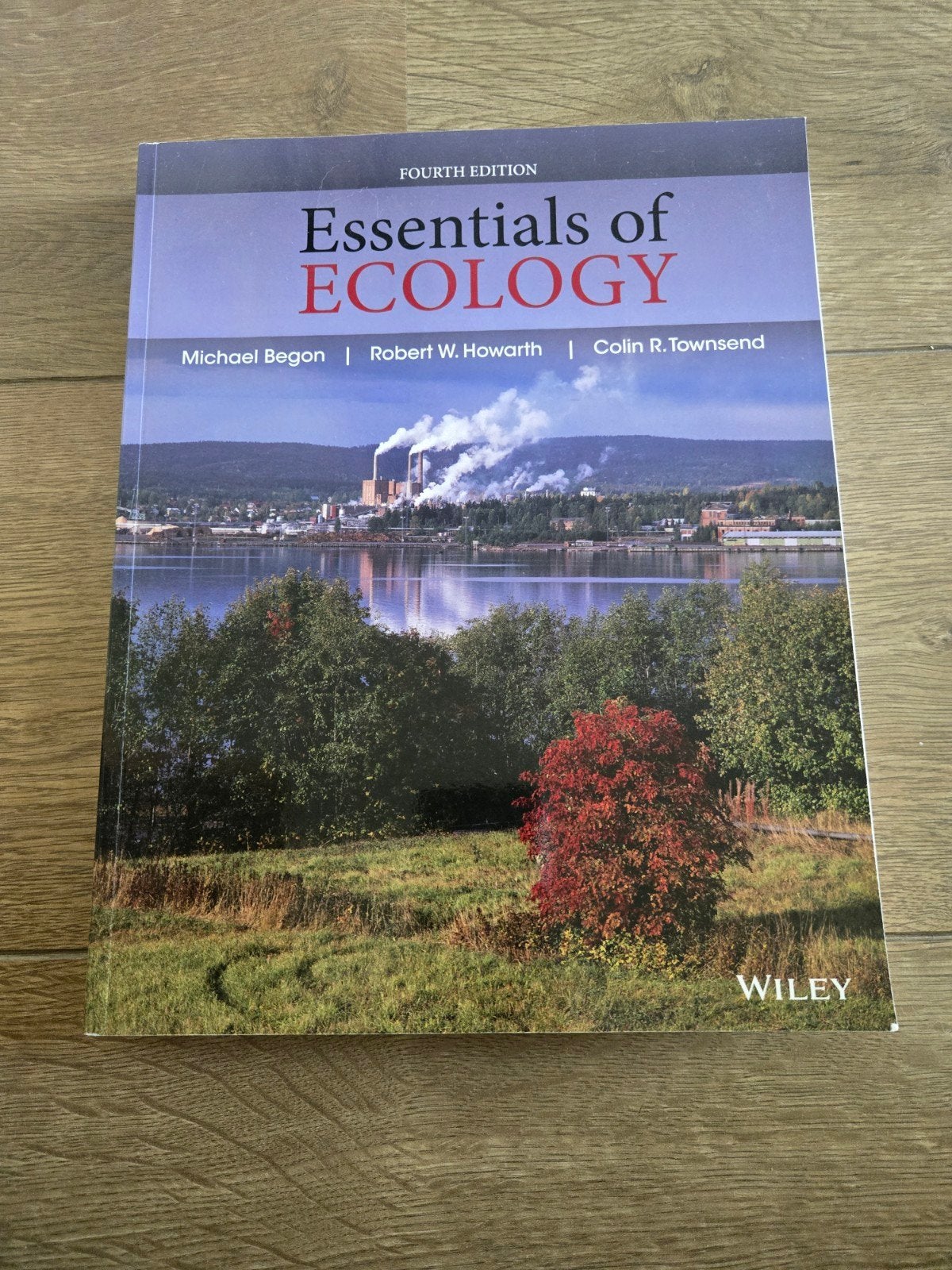 Essentials of Ecology - Vierde Editie (Engels), Michael Begon, Robert W. Howarth, Colin R. Townsend, Zo goed als nieuw, Beta, HBO