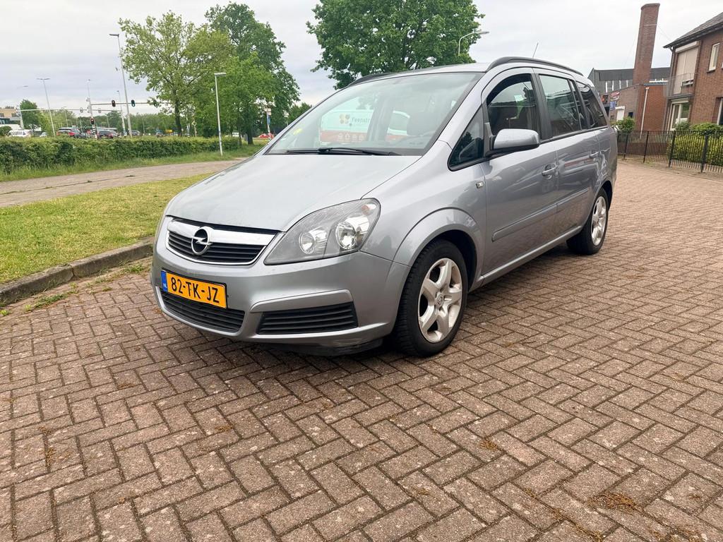 Opel Zafira 2.2 Benzine - 7 persoons - Airco, Voorwielaandrijving, Gebruikt, 4 cilinders, 150 pk