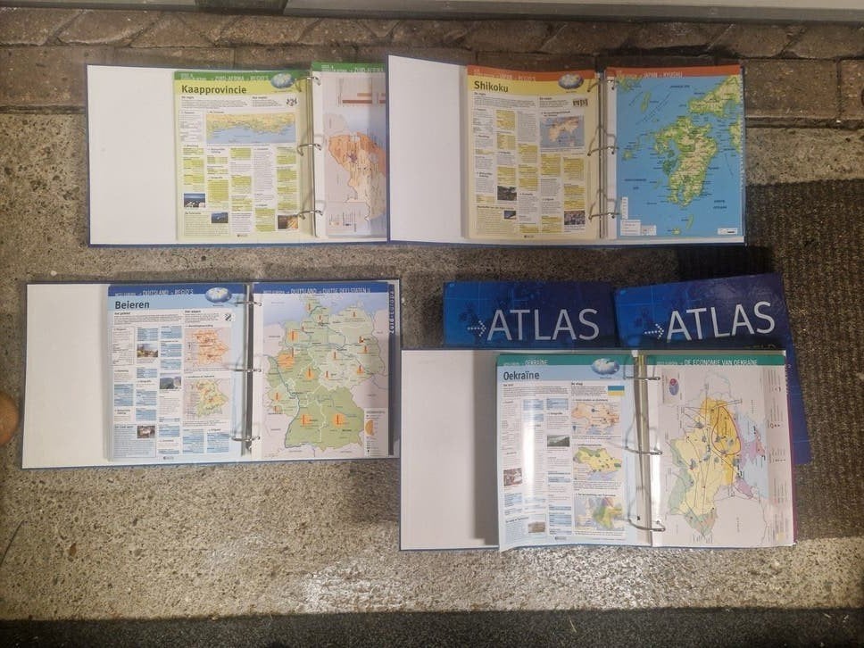 6 verzamel banden atlas van de wereld, Boeken, Ophalen, Zo goed als nieuw