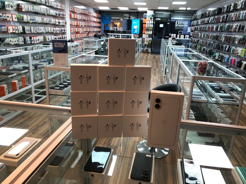 Airpods 4  nieuw     89  stuks, Telecommunicatie, Ophalen, Nieuw