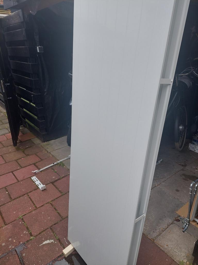 1 stuk verticale design radiator, Doe-het-zelf en Verbouw, Verwarming en Radiatoren, Ophalen, Radiator, Zo goed als nieuw, 60 tot 150 cm