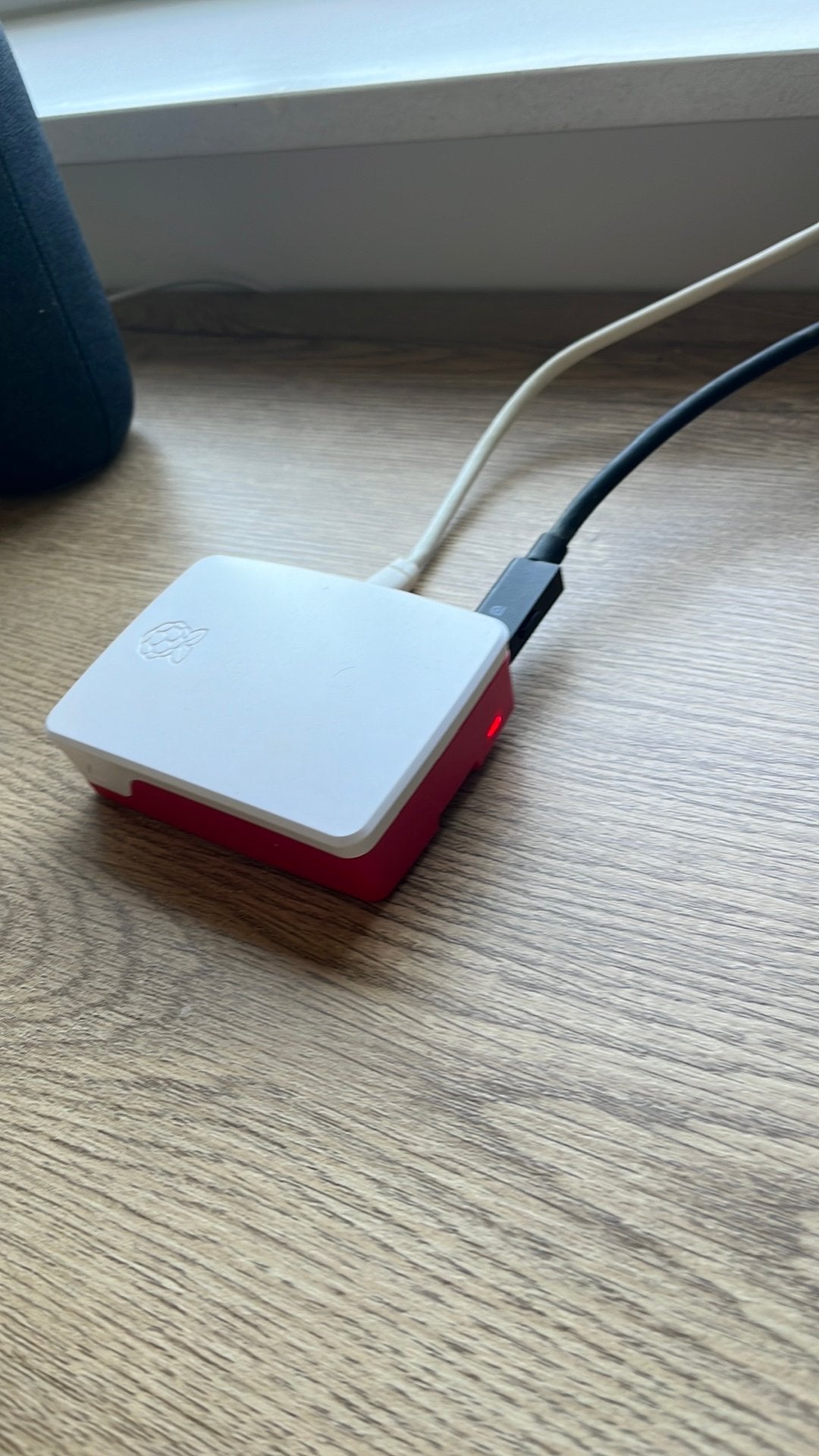 Raspberry Pi 4B 2GB inclusief behuizing en HDMI, Ophalen, Zo goed als nieuw