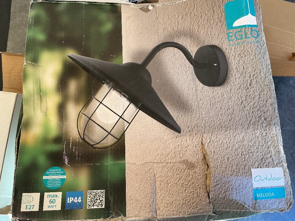 Buitenlamp Eglo Melgoa, Wandlamp, Ophalen of Verzenden, Netvoeding, 50 tot 250 watt