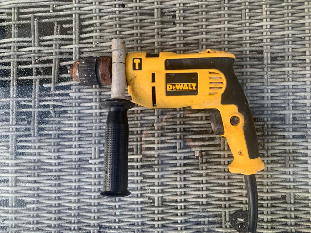 Degelijke DeWalt Boormachine - Gebruikt maar functioneel, Doe-het-zelf en Verbouw, Gereedschap | Boormachines, Gebruikt, Boormachine