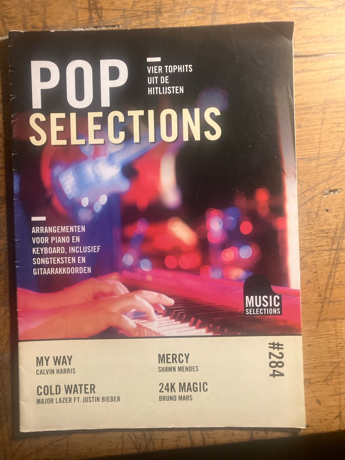 Pop Selections #284: Piano/Keyboard/Gitaar Arrangementen, Muziek en Instrumenten, Bladmuziek, Gebruikt, Ophalen of Verzenden, Thema