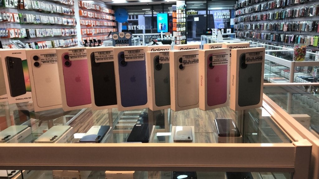 iphone 13 pro- 14 pro - 14 pro max - 16 pro max - 17 pro- 16, Ophalen, Zo goed als nieuw, Overige typen