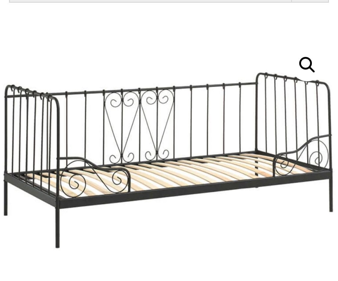 Zwart metalen Ikea bed zonder lattenbodem, Ophalen, Zo goed als nieuw, 180 cm of meer, 85 tot 100 cm