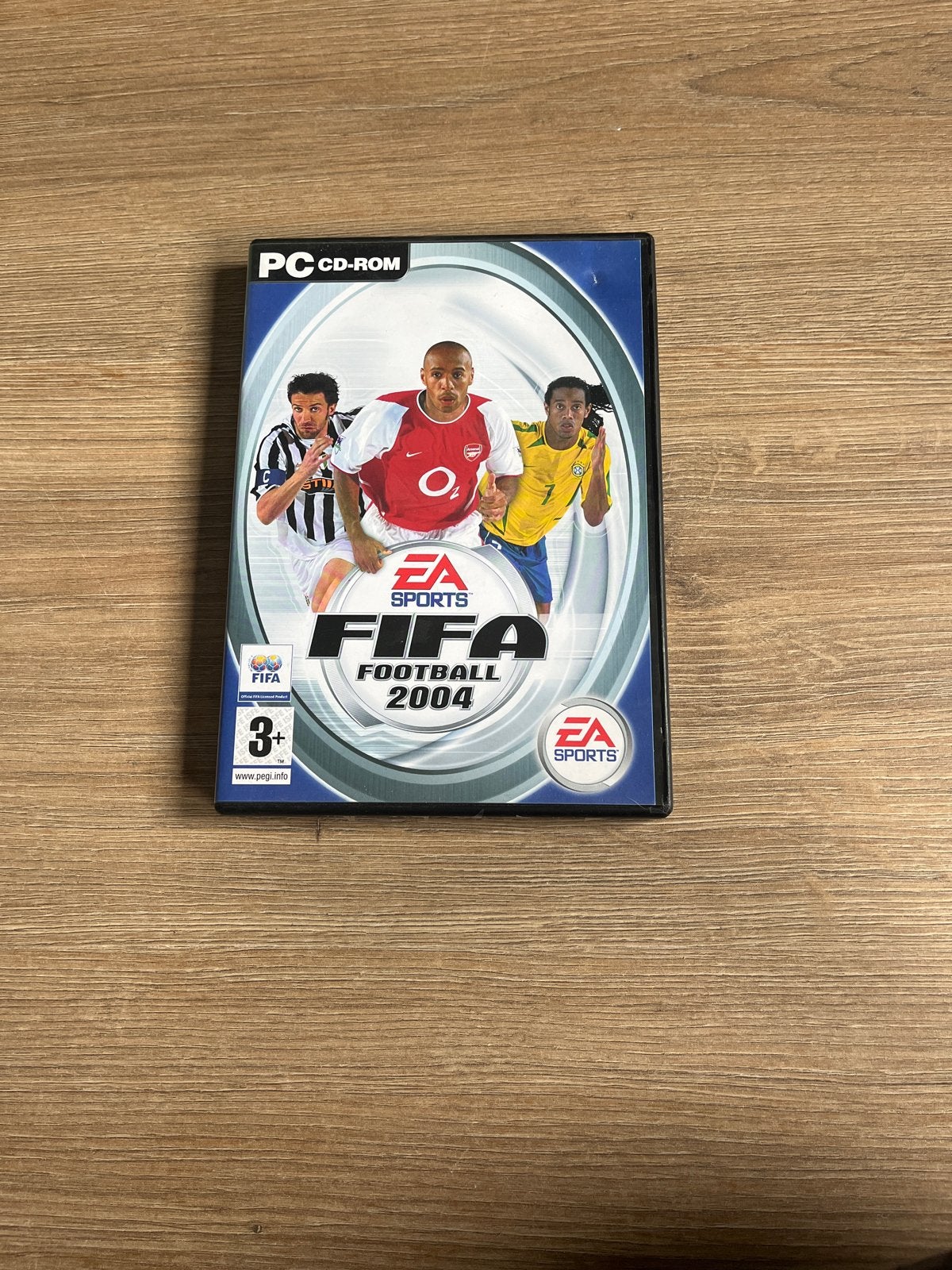 FIFA Football 2004 PC CD-ROM - Voetbalgame, Ophalen, Gebruikt, 1 speler, Eén computer