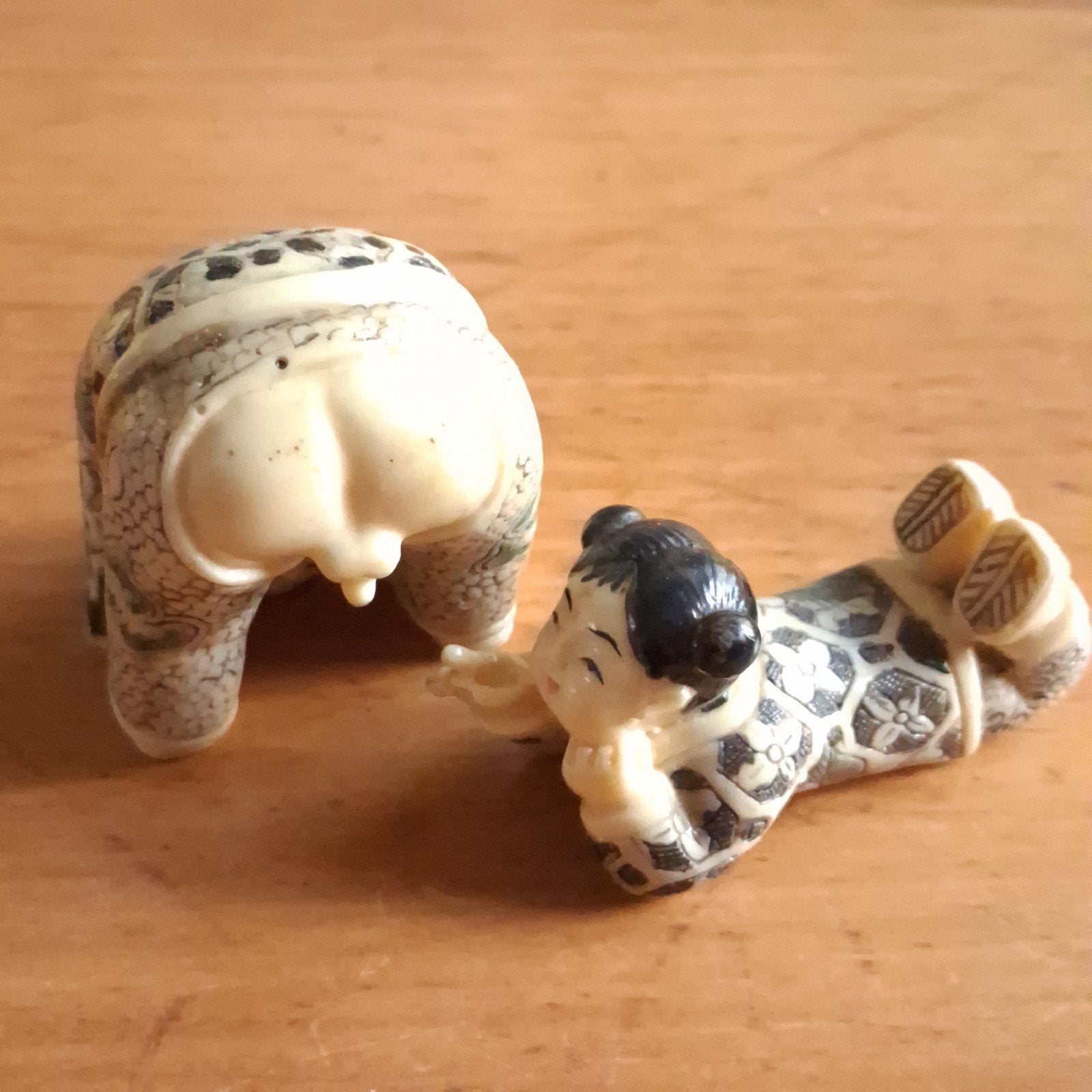 Twee Erotische Chinese Beeldjes, Verzenden, Zo goed als nieuw, Mens