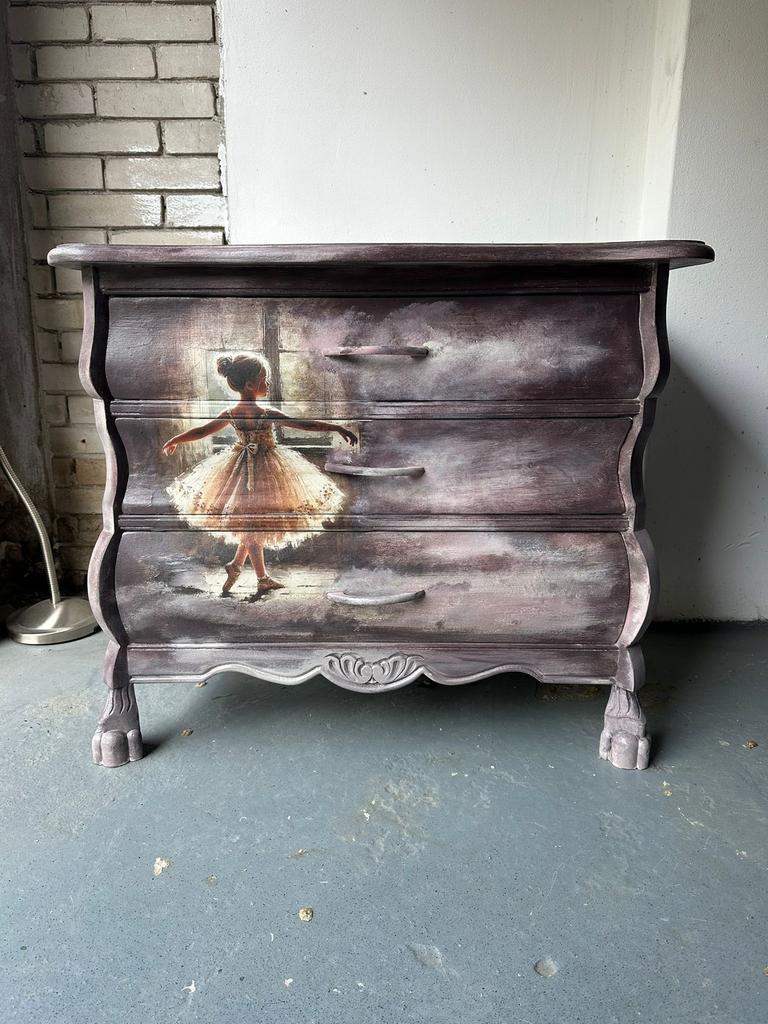 Unieke handbeschilderde commode / dressoir, Ophalen, Zo goed als nieuw, 3 of 4 laden, Minder dan 100 cm