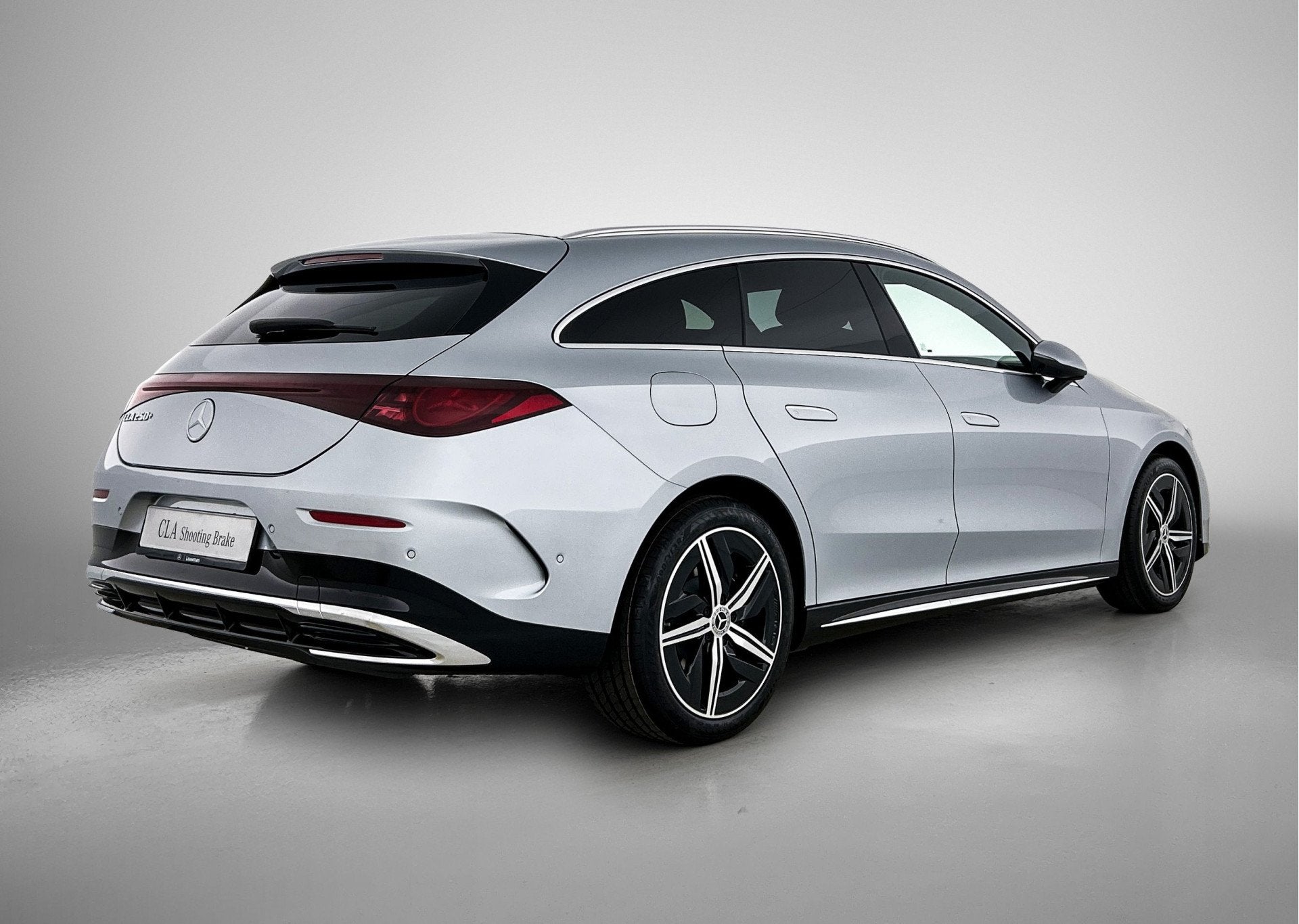 Mercedes-Benz CLA-Klasse Shooting Brake 250+ Business Soluti, Auto's, Automaat, CLA, Achterwielaandrijving, Zwart