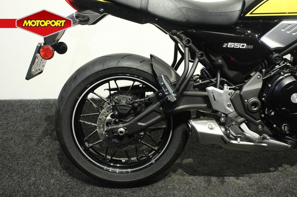 Kawasaki Z650 RS, Bedrijf, Naked bike