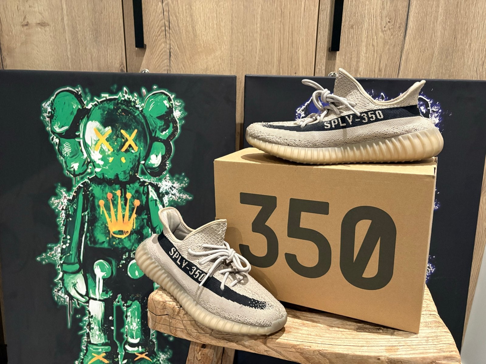 Adidas Yeezy Boost 350 V2 'Slate' - Maat 44, Kleding | Heren, Schoenen, Ophalen of Verzenden, Zo goed als nieuw, Overige kleuren
