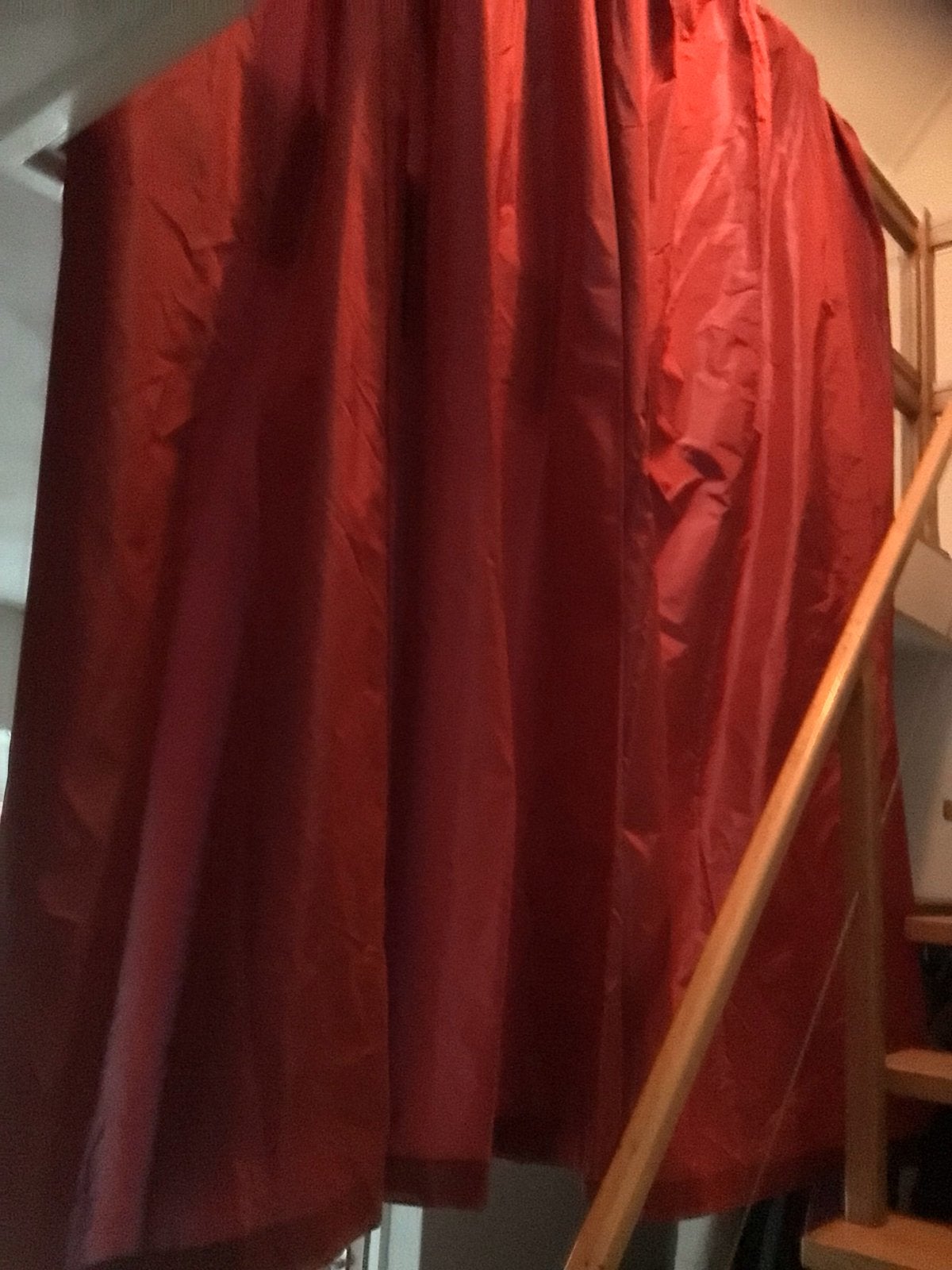 Rood verduisterend gordijn, Huis en Inrichting, Ophalen, Gebruikt, Verduisterend, Gordijn