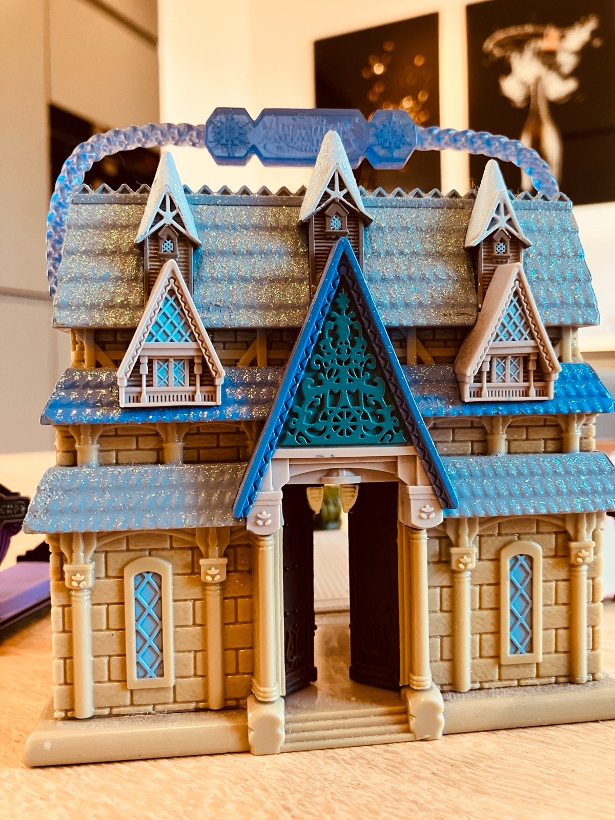Frozen poppenhuisje met figuren - Disneyland Parijs, Verzamelen, Ophalen, Zo goed als nieuw, Overige typen