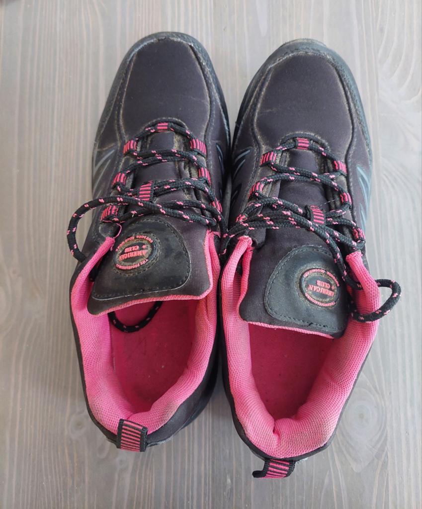 Outdoor schoenen dames maat 40 van American Club, Zwart, Ophalen of Verzenden, American Club, Sneakers of Gympen