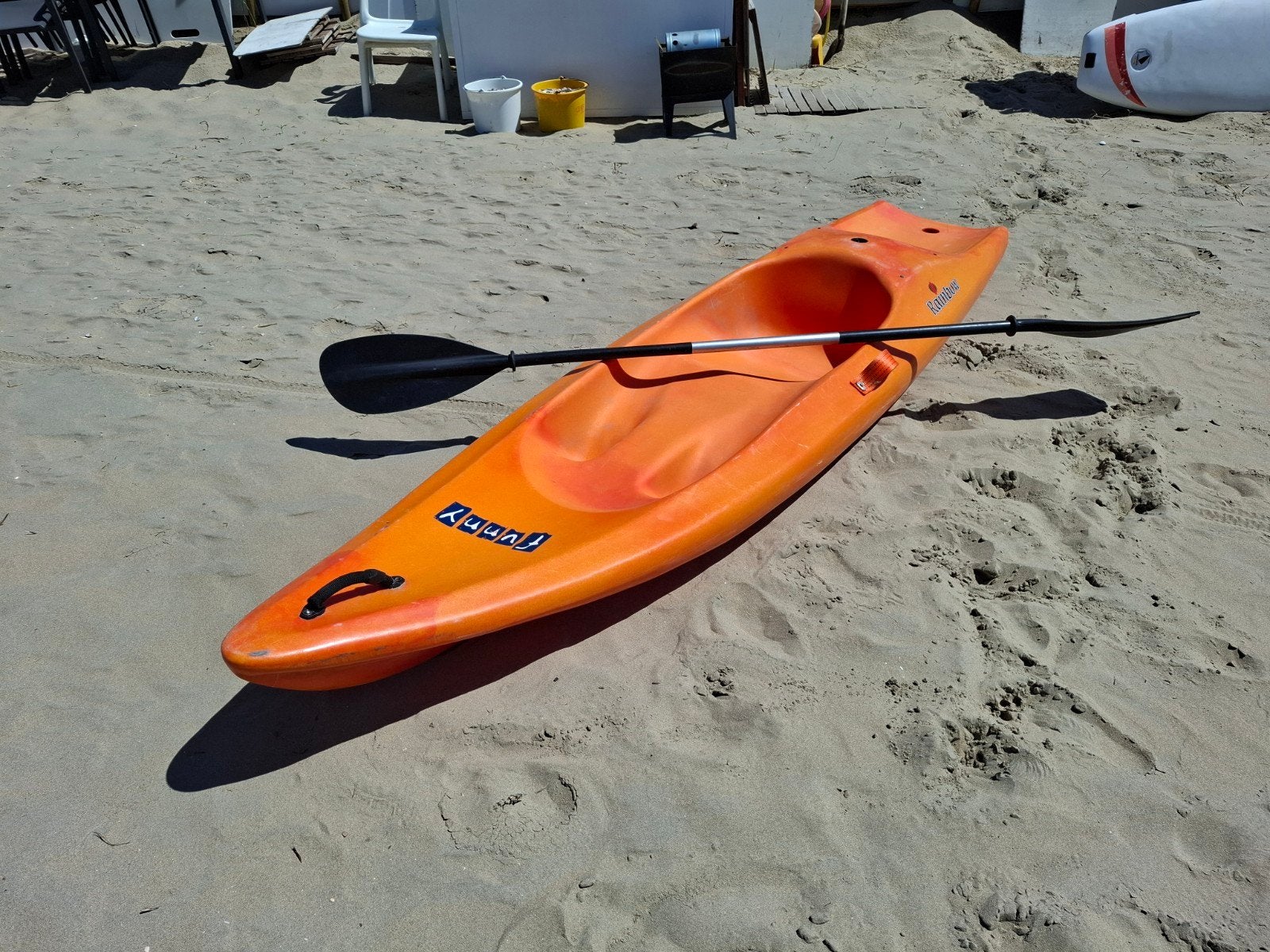 Rainbow Sit-on-top Kano met Peddel en Transportkar, Watersport en Boten, Ophalen, Gebruikt, Eén persoon, Met peddels