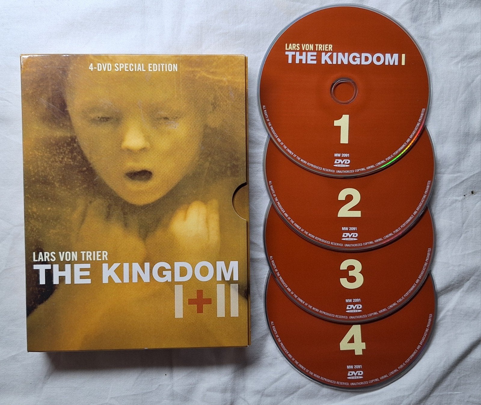 The Kingdom I+II ( Lars Von Trier, 1994/97) 4 dvd box, Cd's en Dvd's, Dvd's | Tv en Series, Vanaf 16 jaar, Ophalen of Verzenden