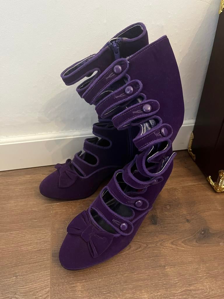 Bordello paars fluweel laarzen maat 36, Kleding | Dames, Ophalen of Verzenden, Zo goed als nieuw, Overige kleuren