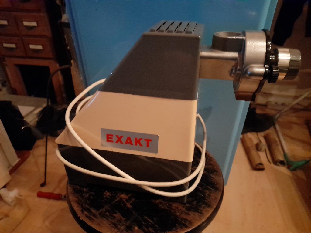 Exakt Exacte graanmolen uit de apotheek, Ophalen, Gebruikt