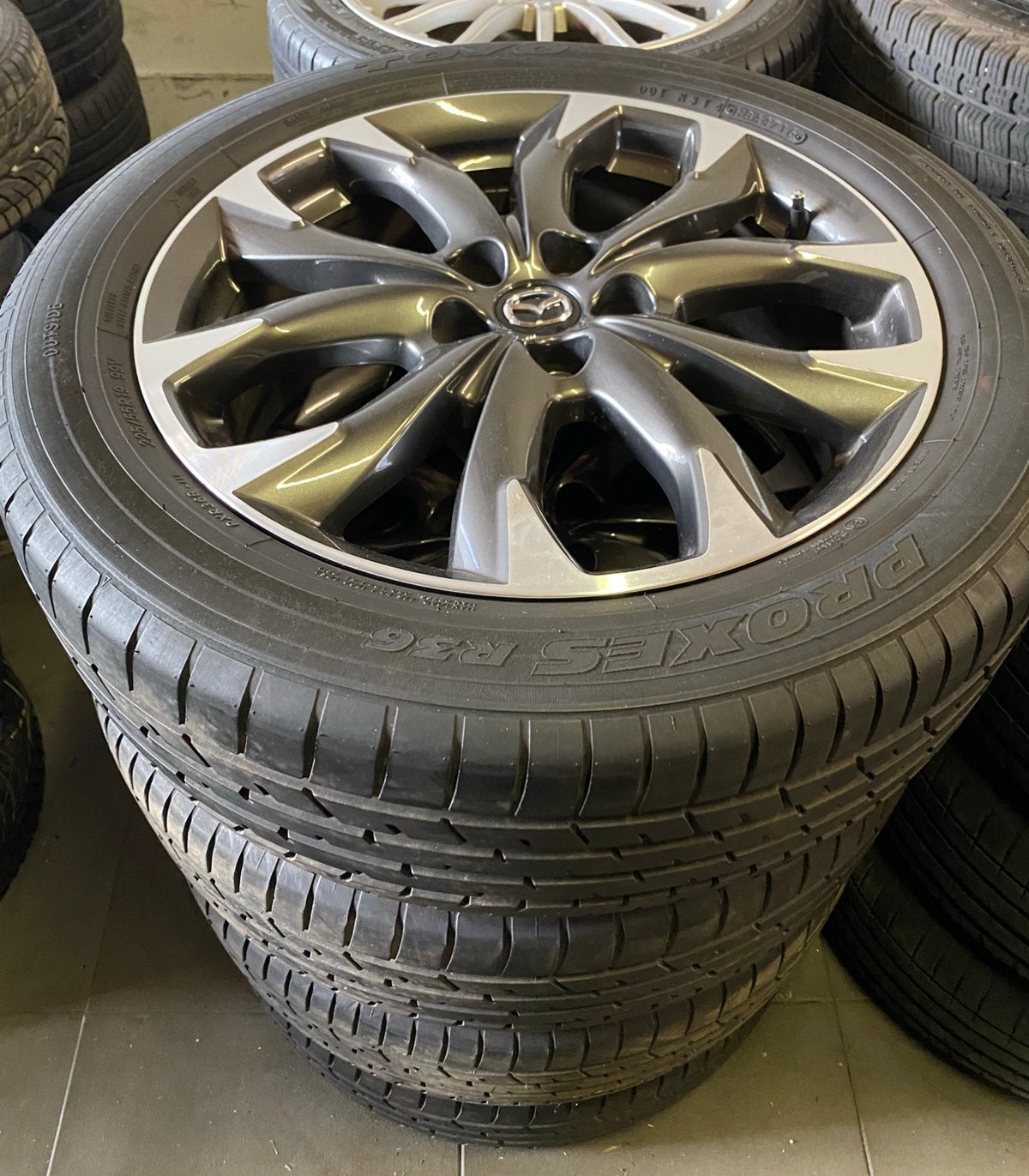ALS NIEUWE 19” Mazda CX5 velgen + TPMS + 225/55R19 (6-7 mm), 19 inch, Banden en Velgen, Ophalen of Verzenden, Zomerbanden