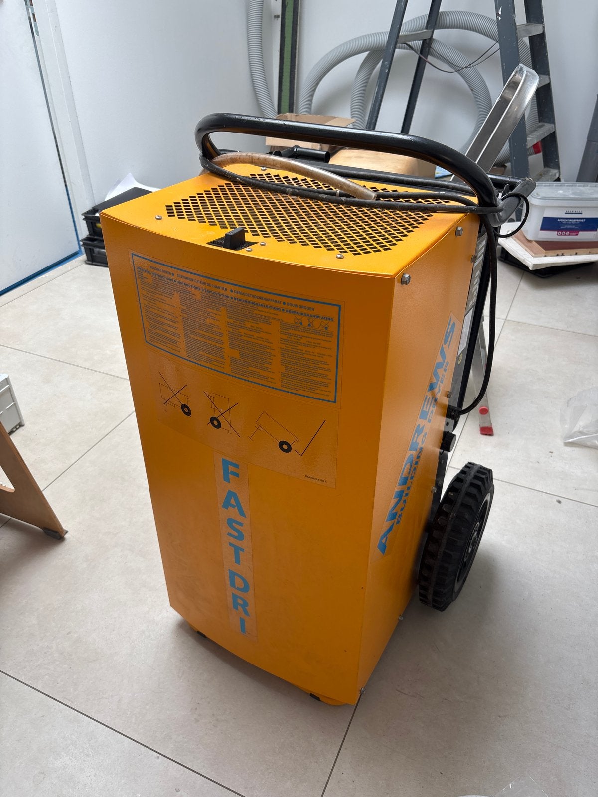 Fastdry FD60AX Bouwdroger - Zo goed als nieuw, Doe-het-zelf en Verbouw, Ophalen of Verzenden, Zo goed als nieuw
