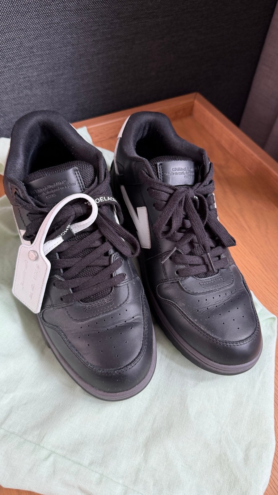 Off-White Out of Office Kalfslederen Sneakers Maat 42, Ophalen of Verzenden, Gedragen, Zwart, Sneakers of Gympen