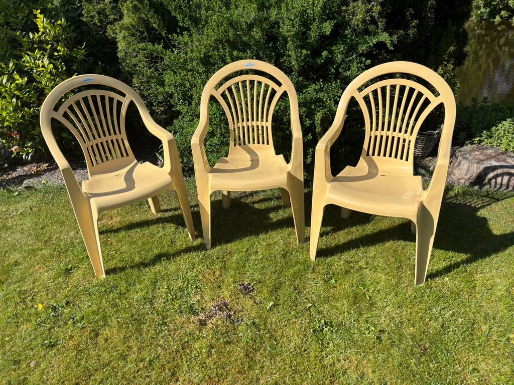 Set 3 stuks Tuinstoelen prijs per set, Tuin en Terras, Ophalen, Gebruikt, Kunststof, Stapelbaar