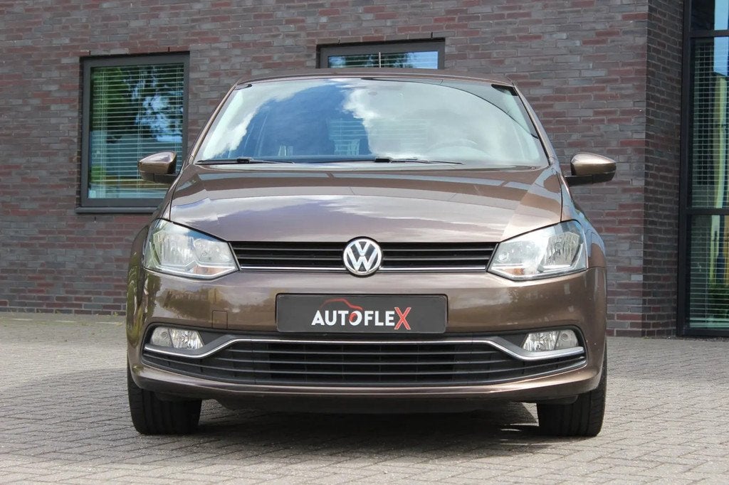 Volkswagen Polo 1.2 TSI Comfortline € 9.499,00, 4 cilinders, Bruin, Leder en Stof, Bedrijf