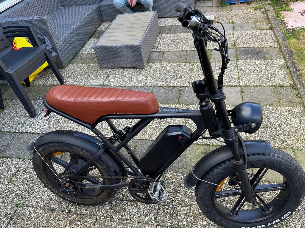 H9 zonderlader achter rem werkt niet accu vol kan mee rijden, Fietsen en Brommers, Elektrische fietsen, Ophalen, Zo goed als nieuw