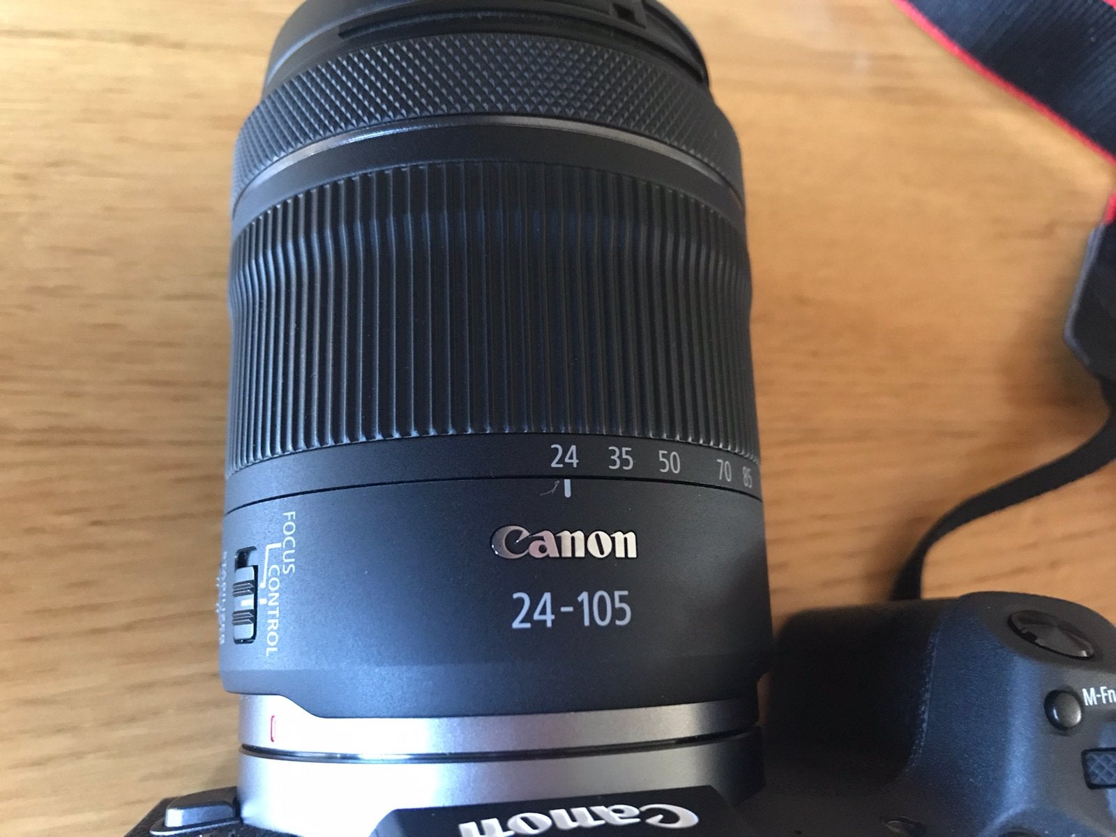 Foto 4 van Canon EOS RP camera met toebehoren