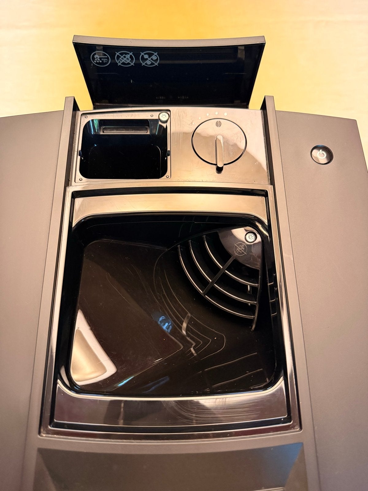 Foto 8 van Jura E4 volautomatisch koffiezetapparaat met garantie