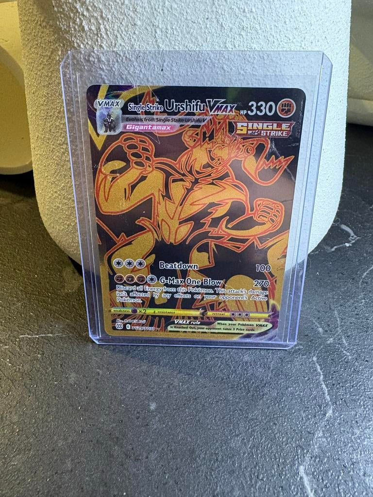 Single Strike Urshifu VMAX (BRS TG29) Pokémon Kaart, Ophalen of Verzenden, Zo goed als nieuw, Losse kaart, Foil