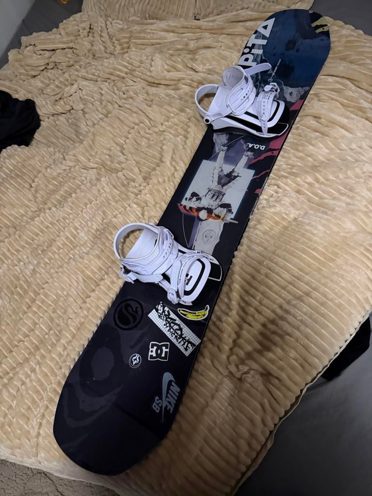 Capita DOA Snowboard 154 + Union Ultra M, Sport en Fitness, Ophalen, Zo goed als nieuw, Board