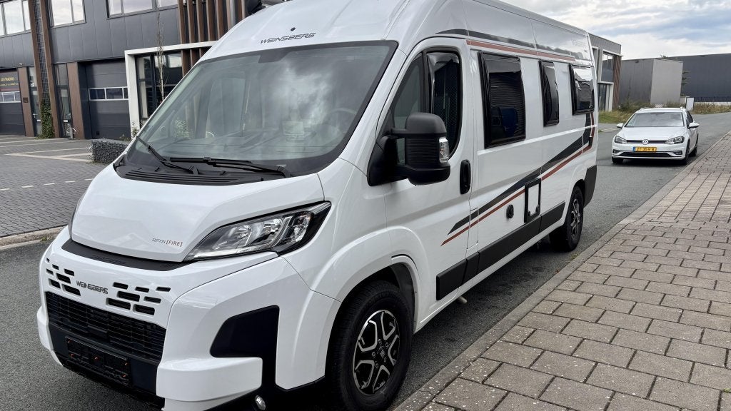 Knaus Weinsberg Carabus 600 ME LENGTEBEDDEN - TREKHAAK - LED, Caravans en Kamperen, Ringverwarming, Verwarmde buitenspiegels, Fiat