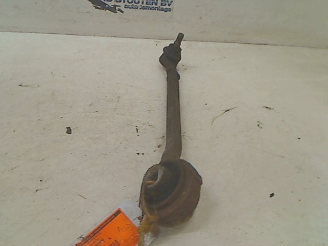 Draagarm Links Voor Onder Chrysler 300 C (2004-09/..), Webaccessibility@stellantis.com, Gebruikt, Taurusavenue 1, Hoofddorp 2132 LS, , Nederland