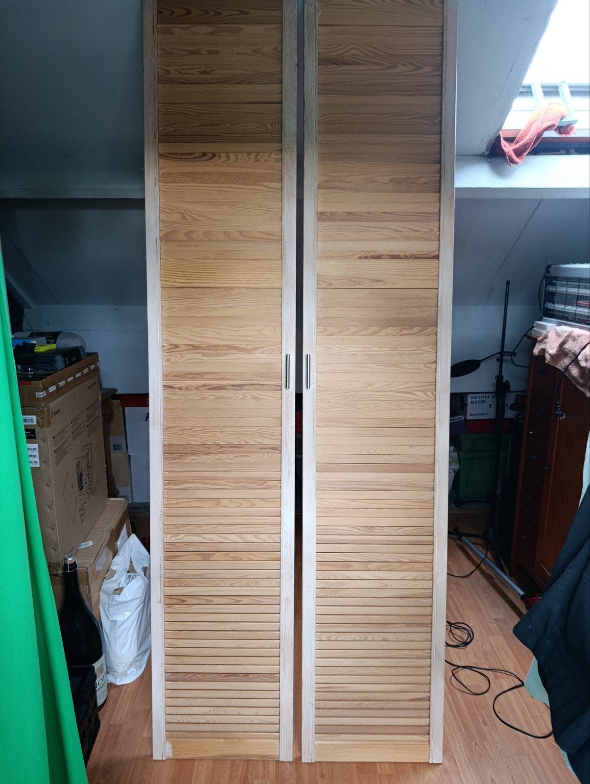 Gratis: Twee Louvre deurtjes 237x45,5 cm, Ophalen of Verzenden