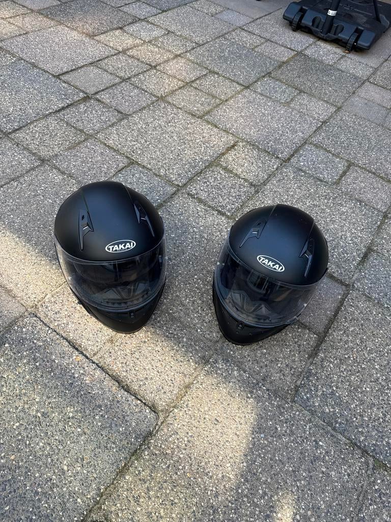 2x Takai motorhelm maat M met vizier en zonnebril, M, Integraalhelm, Tweedehands, Ophalen