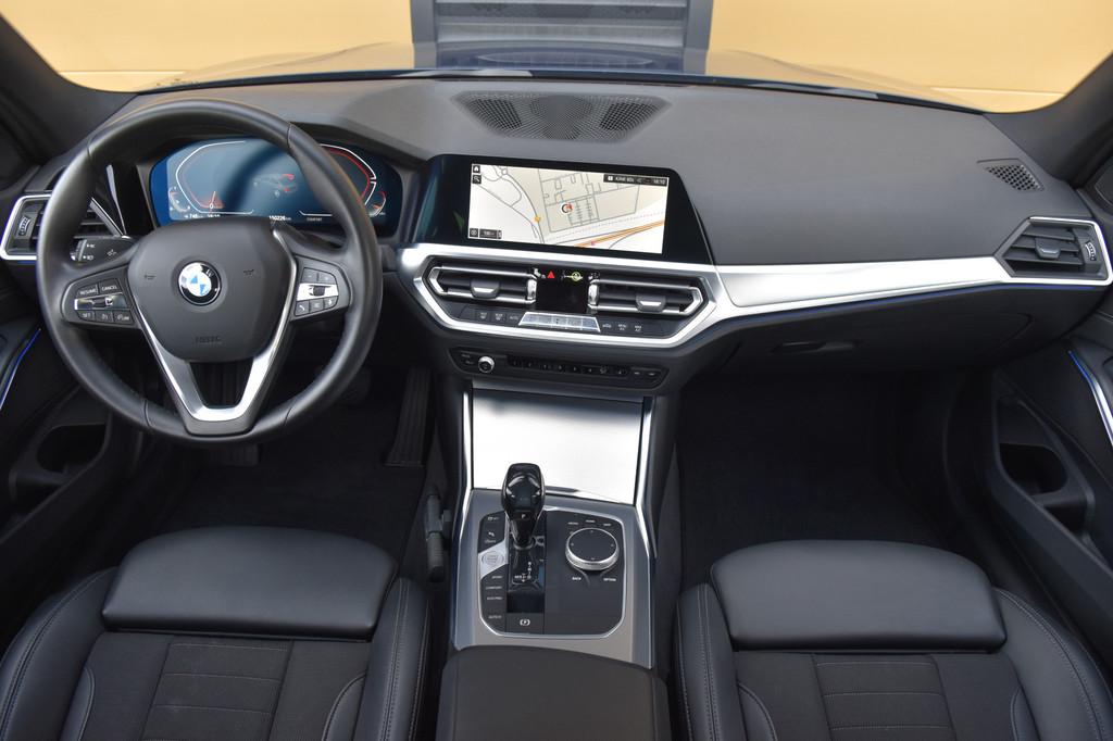 BMW 3 Serie 318i Executive Edition * Sportstoelen * Hifi * T, Auto's, BMW, Automaat, 1998 cc, Achterwielaandrijving, Gebruikt