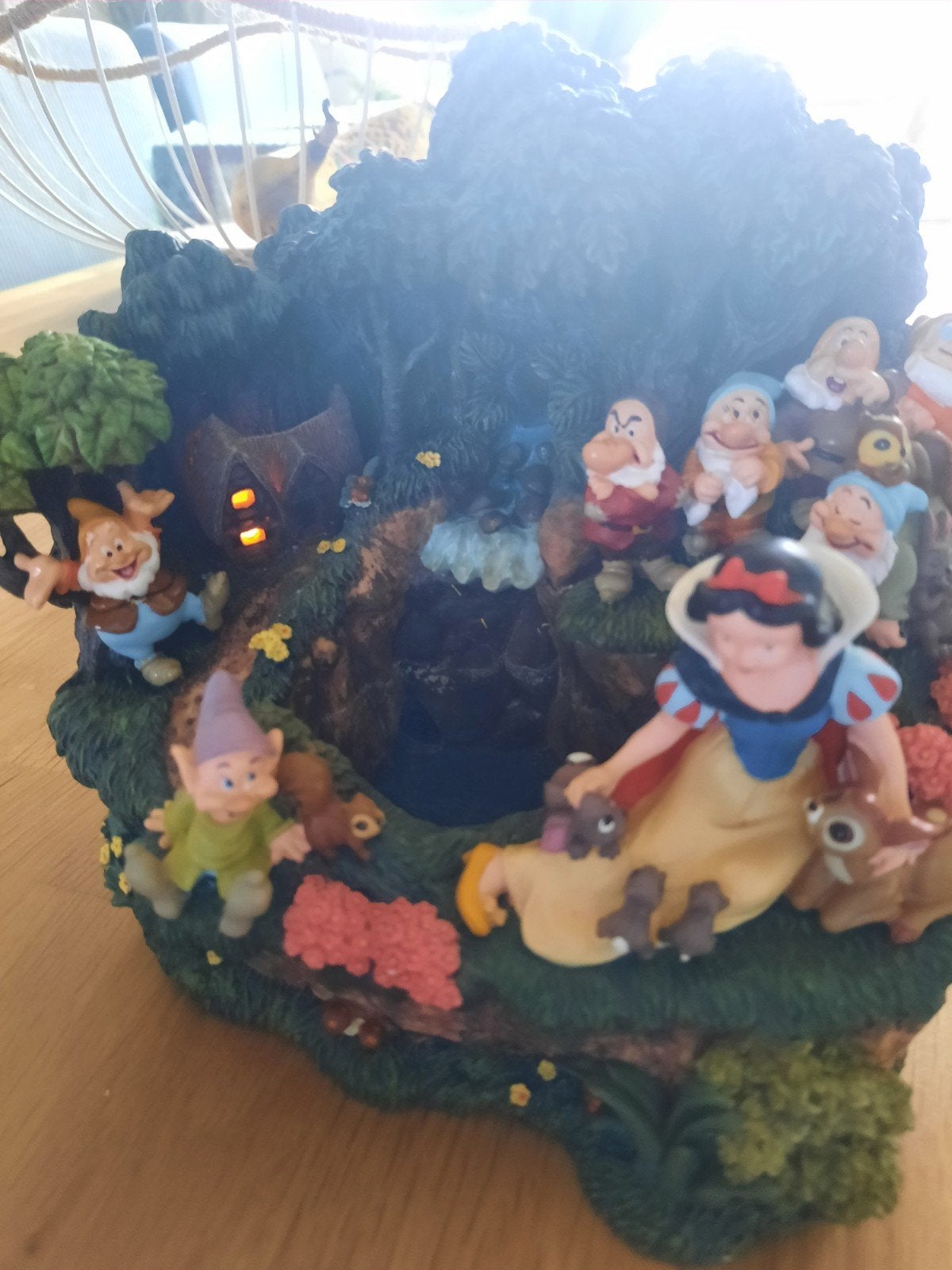 Disney Sneeuwwitje en de zeven dwergen beeld met verlichting, Ophalen, Sneeuwwitje of Doornroosje, Beeldje of Figuurtje