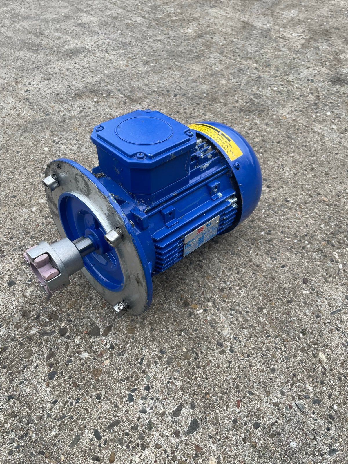 Delaval VMS:   Elektromotor QS FA-80M4B-40 H, 0.75 kW, IP55