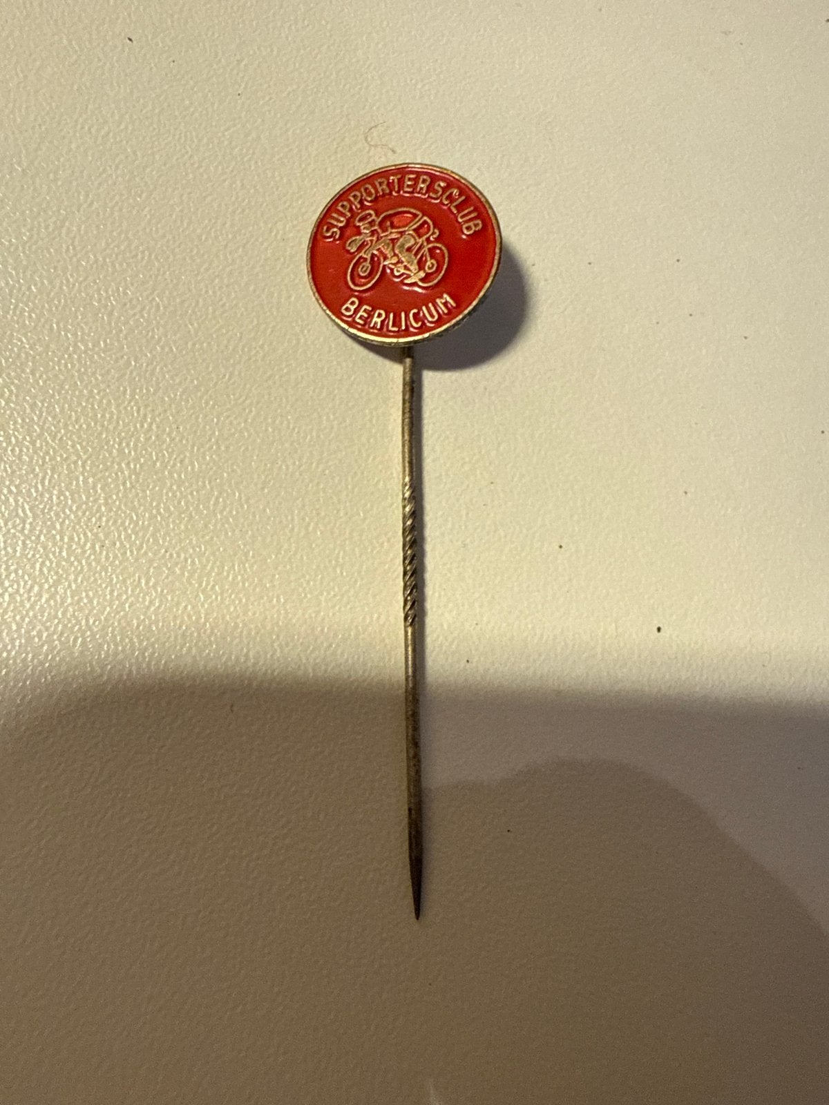 Vintage Supportersclub Berlicum Fiets Pin Speldje, Verzamelen, Ophalen of Verzenden, Gebruikt, Sport, Speldje of Pin