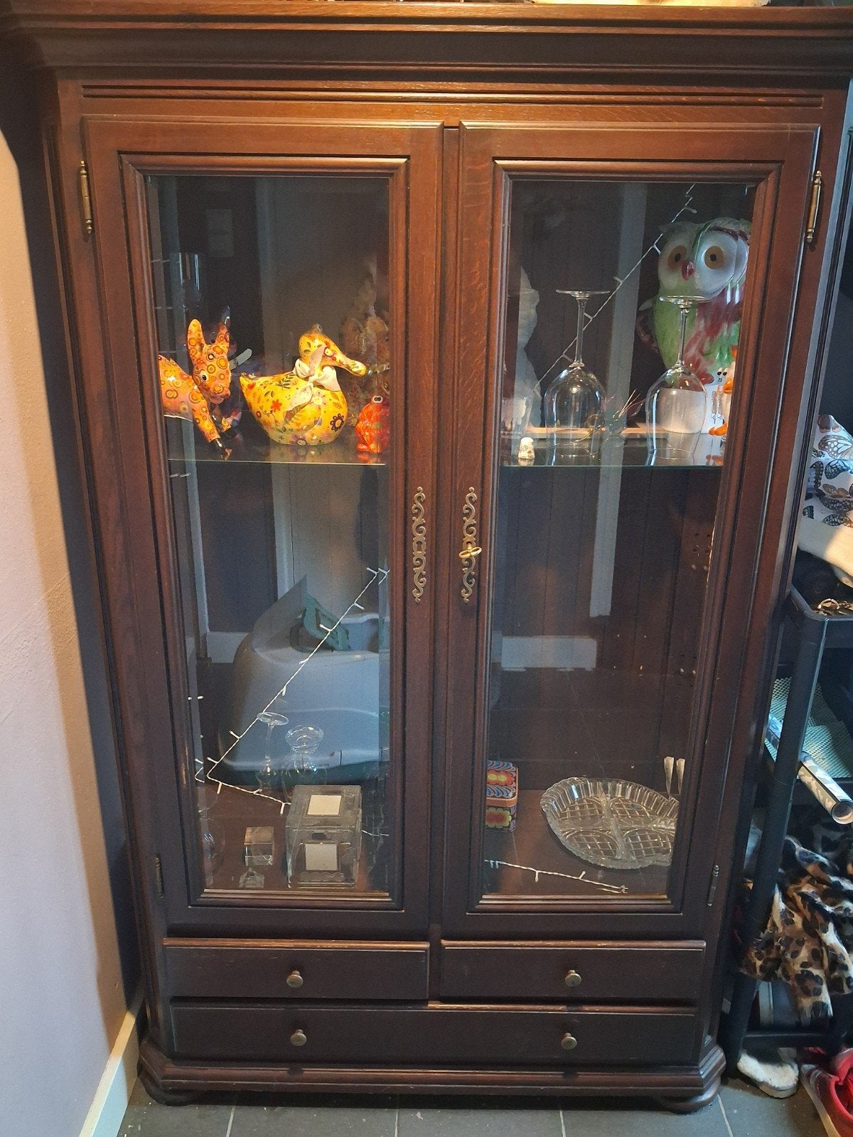 Mooie houten kast met glazen deuren, Huis en Inrichting, Ophalen of Verzenden, Gebruikt, 25 tot 50 cm, 50 tot 100 cm