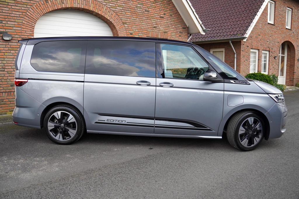 Volkswagen Multivan 1.5I E-hybrid Edition L2 4x4 Panoramadak, Auto's, Stof, Gebruikt, 7 stoelen, Plug-in hybride